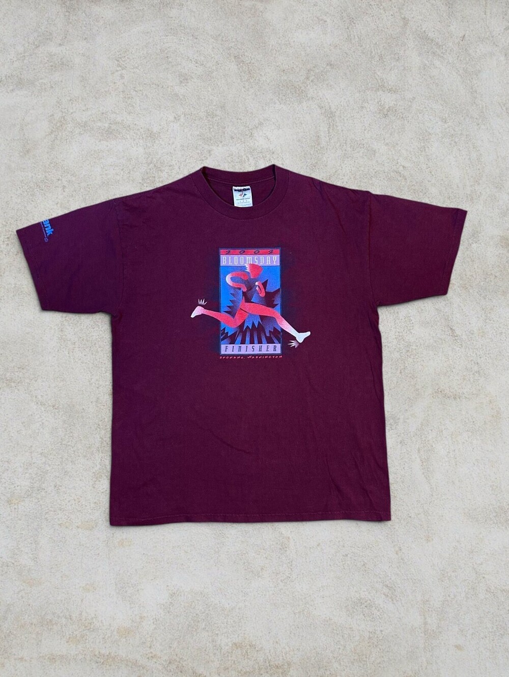 Vintage '02 Bloomsday Marathon Spokane Graphic T Shirt Burgundy Jerzees Y2K Sz L